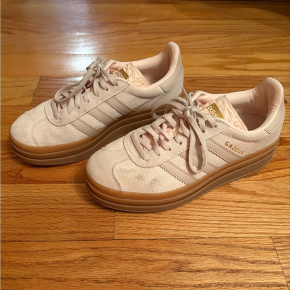 adidas Shoes - Adidas gazelle